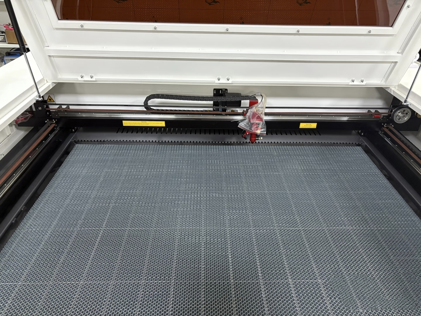 Laser Cutting Machine